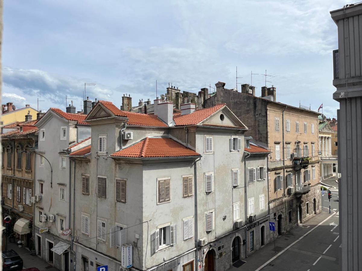 Ferienwohnung Apartman Lora Rijeka Exterior foto