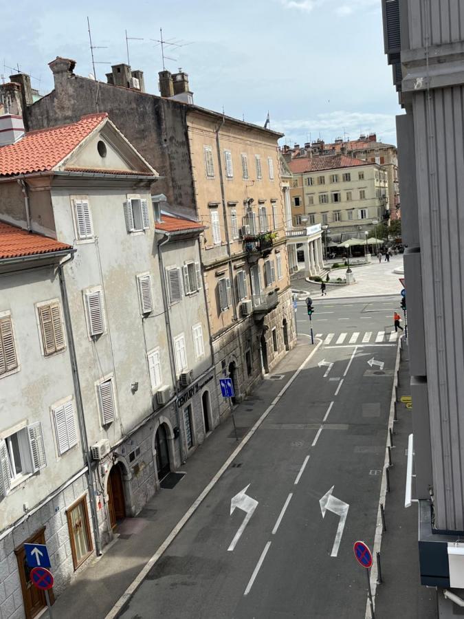 Ferienwohnung Apartman Lora Rijeka Exterior foto