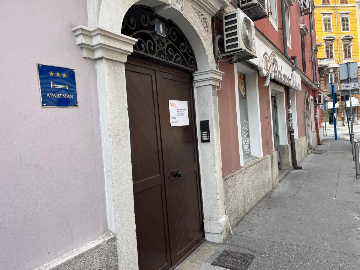 Ferienwohnung Apartman Lora Rijeka Exterior foto